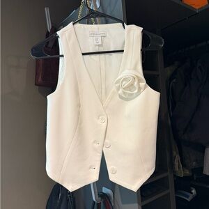Cupcakes & Cashmere White Vest with Flower Design